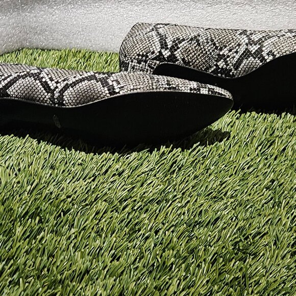 Vionic Mia Natural Snake Leather Pumps 👠🐍 - Picture 5 of 7